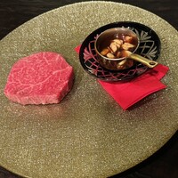 牛牛 西麻布 総本店 - 極上ランプステーキ