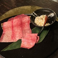 牛牛 西麻布 総本店 - 黒タン二種(特上スライスタン、タン)