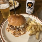 HYOE'S BURGERS + FRIES - 