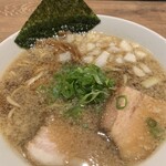 R+ 隠れ家すぎるラーメン屋 - 