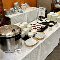 神仙閣 神戸店 - 紅焼魚翅 ふかひれスープ
                ローストビーフ
                北京烤鴨 北京ダック