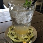 ハチス カフェ - レモンソーダ美味しかった…