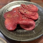 焼肉ホルモン だんだん - 