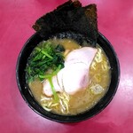 ラーメン 杉田家 - ラーメン並890円