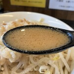ラーメン つづき 岐阜芥見店 - スープ
