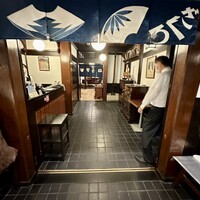 ざくろ 銀座店 - 入口