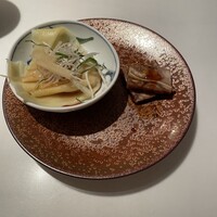 神田 雲林 - 豚軟骨とすね肉の煮凝り、四川ソースかけ