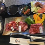 福寿苑 - 3種盛り¥2200