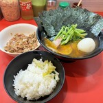 家系総本山 吉村家 - 