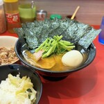 家系総本山 吉村家 - 