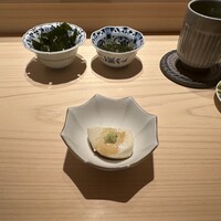 鮨 由う - 