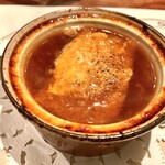 黒毛和牛 ステーキハウス もり川 - オニオンスープ　フォンドボーで凄さがわかります