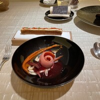 ベージュ アラン・デュカス 東京 - 