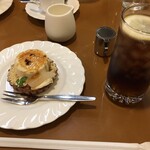 洋菓子のサフラン 寺田町店 - ケーキセット　アイスレモンティー