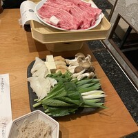 すき焼きと牛まぶし ももしき - 