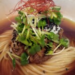 ラーメン ル・デッサン - 冷し牛すじ玉葱ラーメン