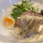 横浜家系らーめん 英 - 