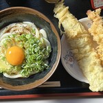 手打十段 うどんバカ一代 - 釜バターうどん、穴子天、海老天