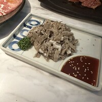 炭火焼肉 一徳 離宮 - 