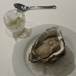 ウシマル - 一宮産天然岩ガキ