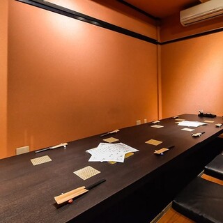 掘りごたつ席完全個室(～8名様)
お客様の大切な一日を演出させていただきます。