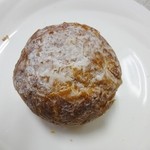 パリアッシュ - ７．ブリオッシュ　フィユテ（ピスタチオクリーム）