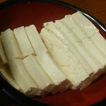 秋田美人 - 後から豆腐を載せます