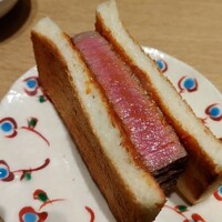 焼肉すどう 春吉 - シャトーブリアンサンド！トマトソースとの相性が絶妙でした