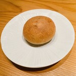 L'inconnu - 2回目のパンでーす。