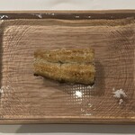 ウシマル - 九十九里産天然ウナギ白焼　下もち麦オルゾット　自家製の塩