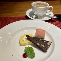 LA PAIX -  LA PAIX -