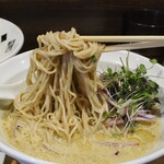 NIBOSHI MANIA - 冷や牡蠣の麺リフト