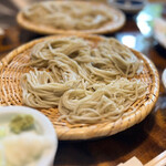 うずら家 - 日本三大そばの『戸隠そば』は、
      特有の“ぼっち盛り“