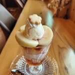 Cafe Rakka - 桃子紅茶冰淇淋杯