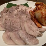 万宝家 - 蒸し豚（キムチ付き）