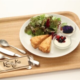 発酵デリカテッセン カフェテリア Kouji&ko_1