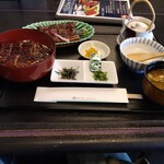 お食事処 多七 - うな丼。