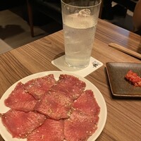 焼肉うしごろ 新宿三丁目店 - 