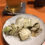 みなとや - 焼きキャベツ・一串（130円）
