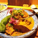 izakaya草 - 鶏ももがプリッ♩