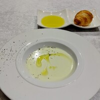 Queux Norme 梅田店 - 濃厚クリーミースープ