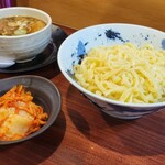 超多加水純手打ち麺 仁しむら - たまらん