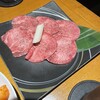 肉亭 ナカムラ