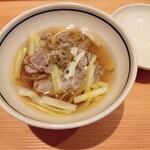 日本料理 晴山 - 猪肉と黄ニラ