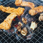 ホルモン屋 - ホルモンとクダ