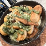 ITALIAN BAR BASIL - バジルとウィンナー炒めコレもうま〜い