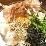 とろろ玉子かけごはん