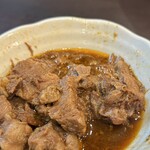 炭火焼肉 にく式 - 牛煮込み