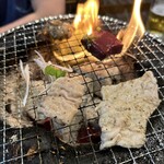 炭火焼肉 にく式 - ホルモン