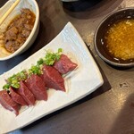 炭火焼肉 にく式 - ハツ刺し